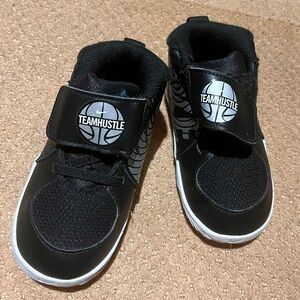 Nike Toddler Team Hustle Running shoes